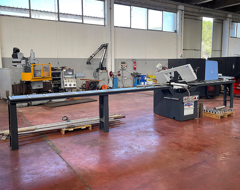 Macc band saw machine for precision metal cutting